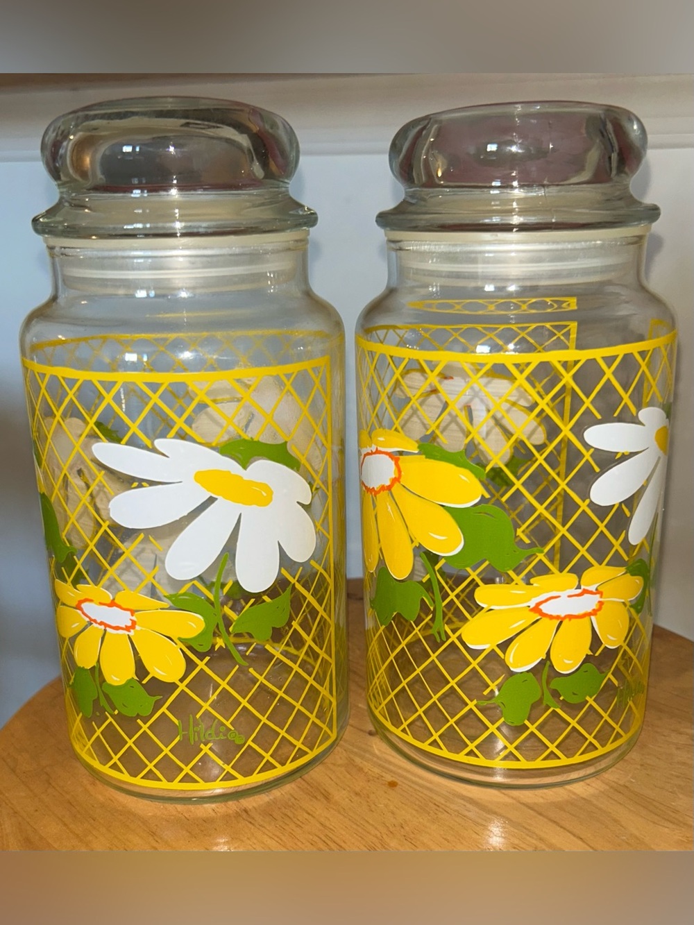 Set of 2 MCM Daisy Hildi Glass Canister by Anchor Hocking in Lattice Pattern